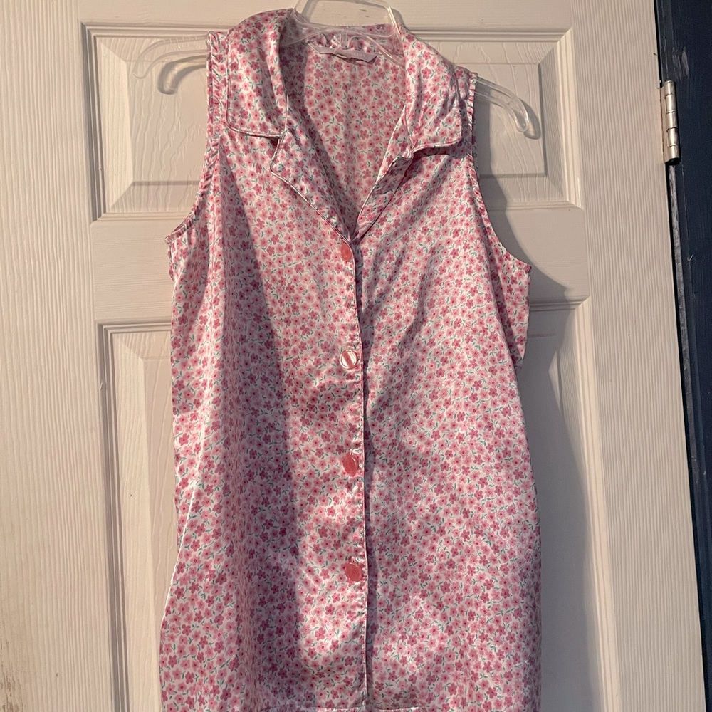 💗VINTAGE💗 VICTORIA’S SECRET NIGHT GOWN
